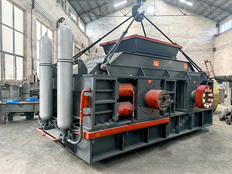 液壓式對(duì)輥制砂機(jī) VS 沖擊式制砂機(jī)：哪種更適合您的生產(chǎn)線?